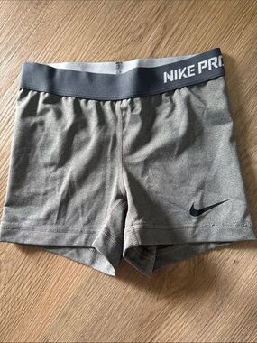 Nike Pro Women's Heather Gray Athletic Shorts